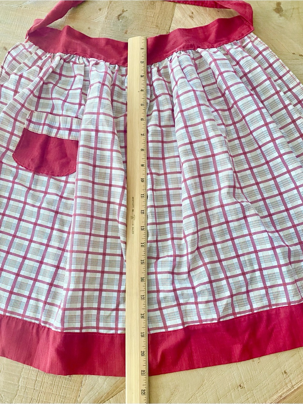 Pink Checked Waist Apron with Solid Trim - Picture 2 of 4